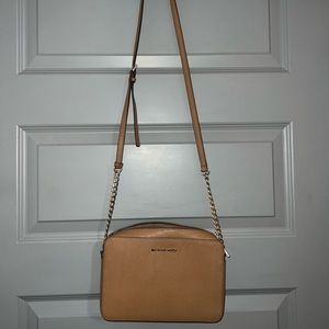 Michael Kors Jet set large crossbody!